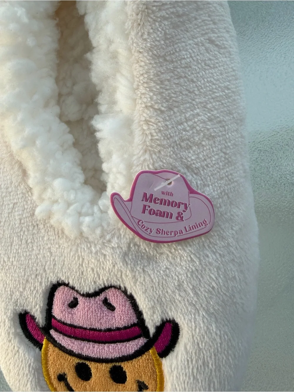 Moon Cake Smiley Face Western-Themed Fuzzy Slipper Socks ~ Women’s M/L (8-10)